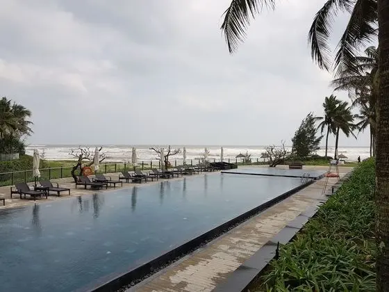 Ocean Resort 4 Bedrooms Danang Living - Havuz