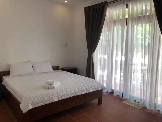 Ocean Beach Hostel