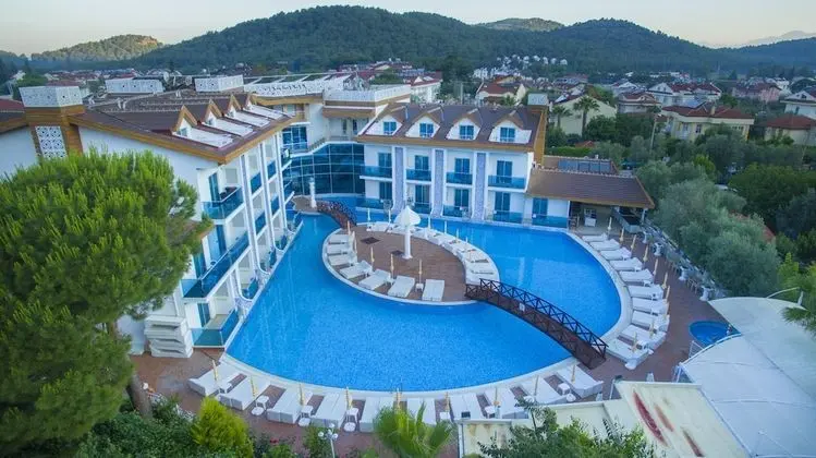 Ocean Blue High Class Hotel - 10