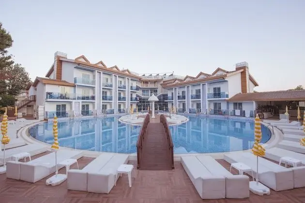 Ocean Blue High Class Hotel - Havuz