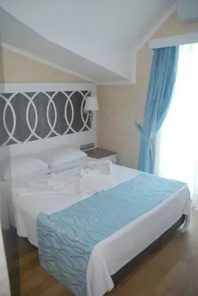 Ocean Blue High Class Hotel - Oda