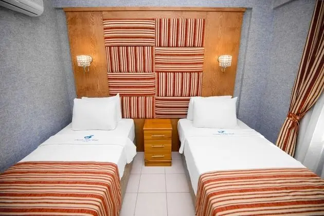 Ocean Blue High Class Hotel - 8
