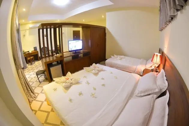 Ocean Blue Ngwe Saung Beach Hotel - Oda