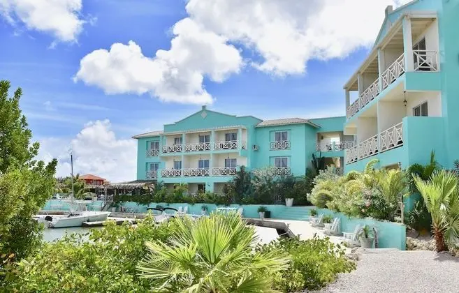 Ocean Breeze Boutique Hotel & Marina - Dış Mekan