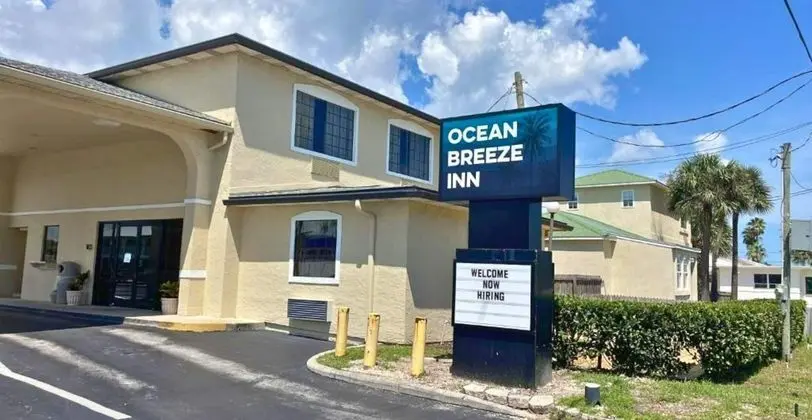 Ocean Breeze Inn - Dış Mekan