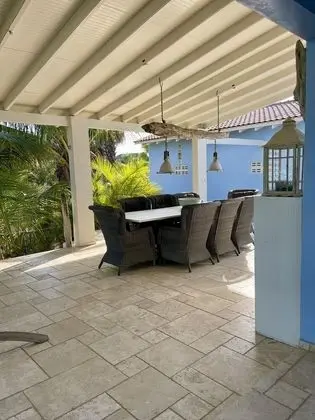 Ocean Breeze Villa with private pool - Oda Düzeni