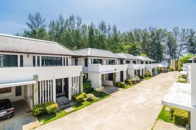 Ocean Breeze Residence