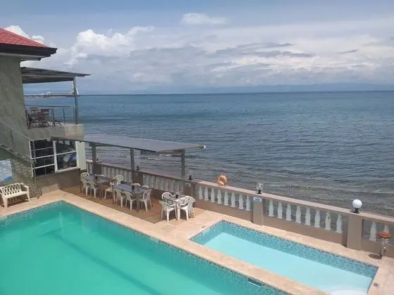 Ocean Breeze Resort