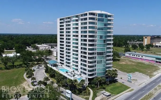 Ocean Club 403