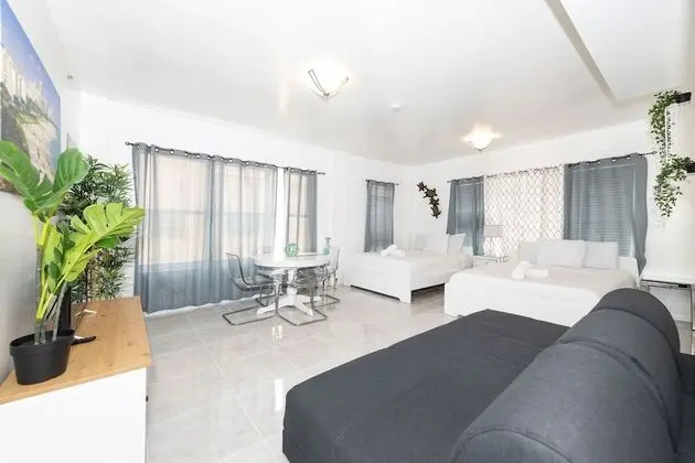 OCEAN DRIVE APARTMENTS