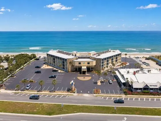 Ocean East Resort Club - Dış Mekan