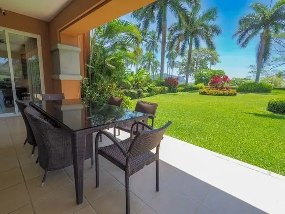 Ocean Front Condo In Peaceful, Gated Community