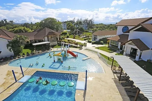 Ocean Village Villa 04