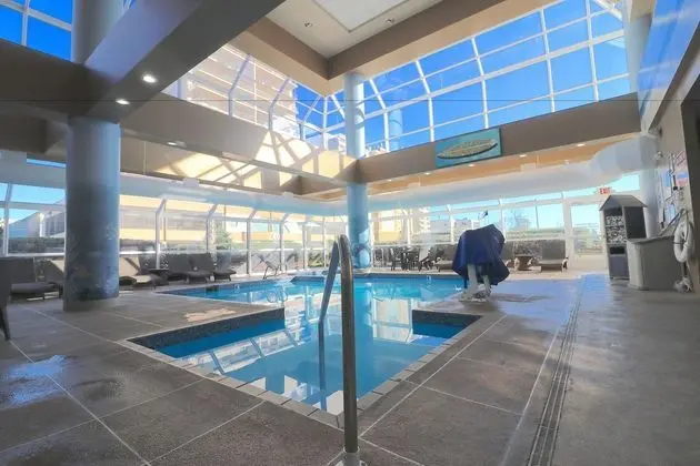 Ocean Key Resort - Havuz