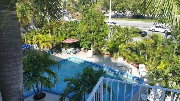 Ocean Mile hotel & Suites
