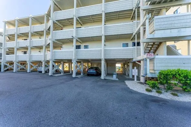 Ocean Pier Beach-view Condos - Dış Mekan