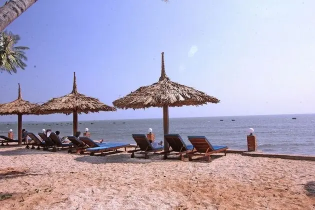 Ocean Place Mui Ne Resort - Plaj