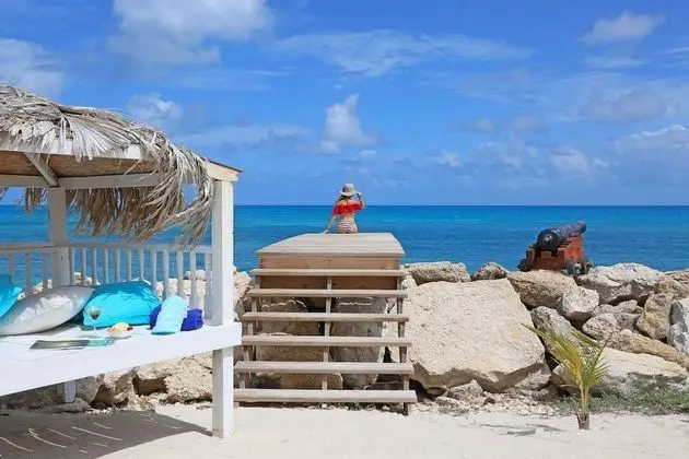 Ocean Point Resort and Spa - Adults Only - Plaj