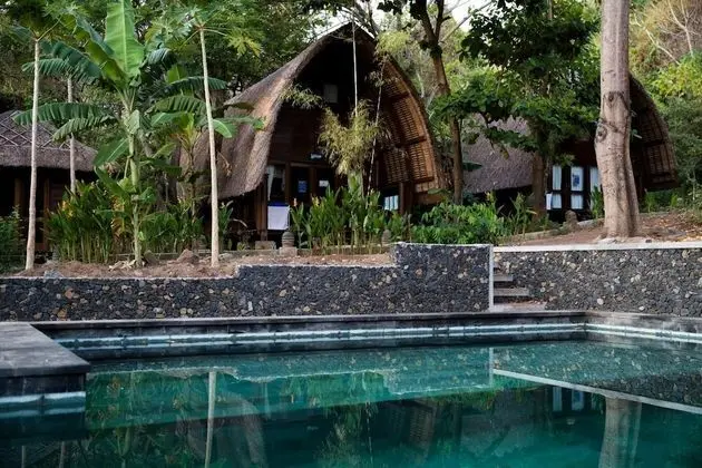 Ocean Prana - Hostel - Havuz