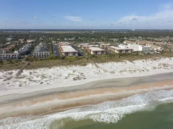 Ocean & Racquet - Plaj