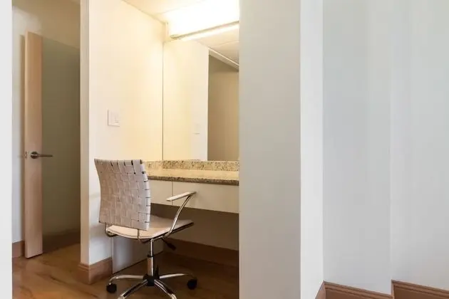 Ocean Reserve Luxury Condos Across from Sunny Isles Beach - Oda