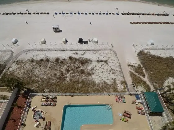 Ocean Ritz Beach Resort by Panhandle Getaways - Havuz