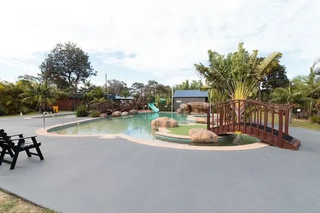 Ocean Shores Holiday Park - Manning Point - Havuz