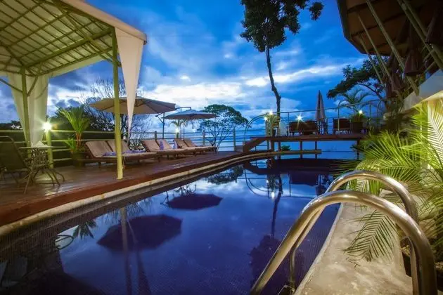 Ocean View Penthouses by Issimo - Adults Only - Havuz