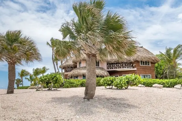 Ocean View Villa with Pool Chef Butler - Dış Mekan