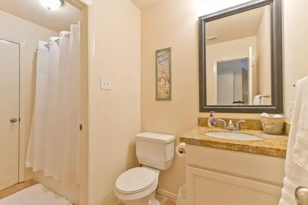 Ocean View by South Padre Condo Rentals - Banyo Tipleri