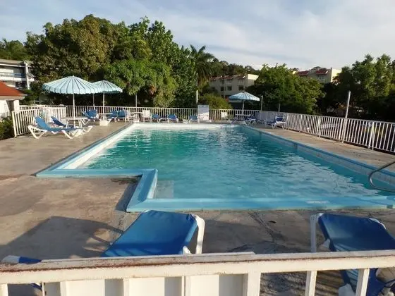 Ocean View Suit-Montego Bay Club Resort