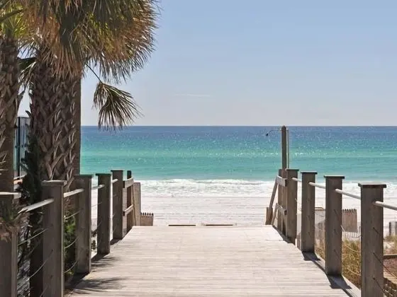 Ocean Views In Destiny By The Sea - Plaj