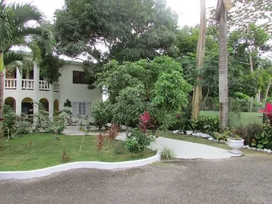Ocean Wave Villa