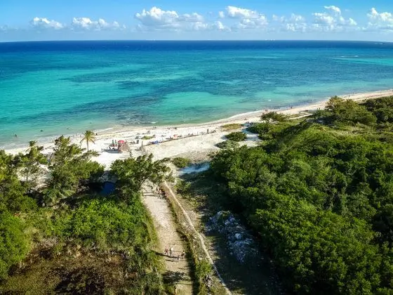 Ocean Zen Suites on 5th Avenue - Adults Only - Plaj