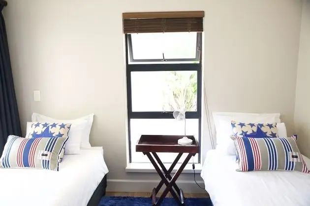 Oceana Villa Self Catering - Oda