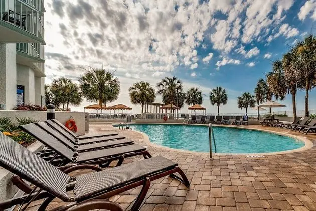 Oceanfront Studio | Pool, Oceanfront Fire Pit and more - Havuz