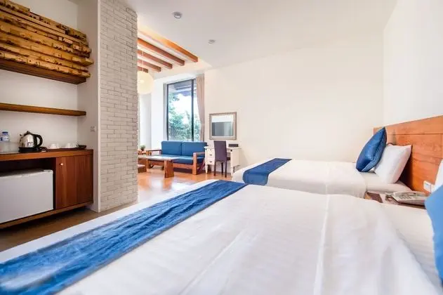 Oceanic Pearl Resort - Oda