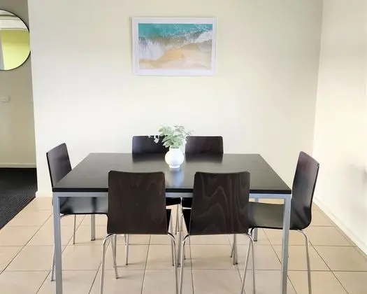 Oceanic On Thompson Apartments - Yerinde Yemek