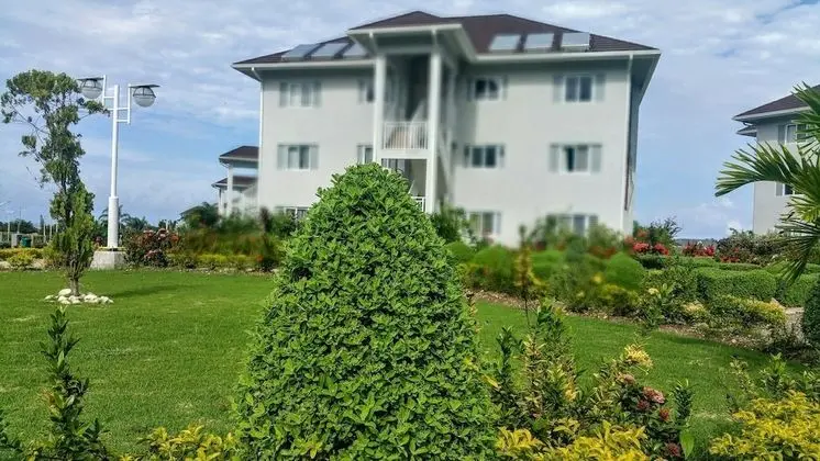 Oceanic View Apartment at Fern Court