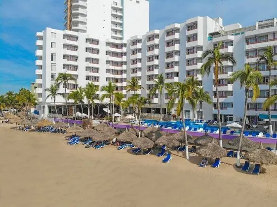 Oceano Palace Beach Resort