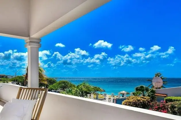 Oceanos Beach Villa