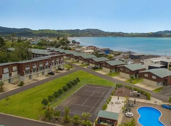 Oceans Resort Whitianga - Plaj