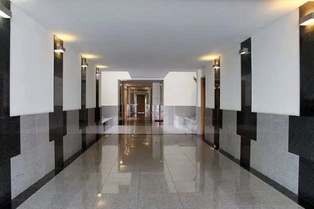 Oceanside Terrace Apartment by Holiday Rental Management - İç Mekan