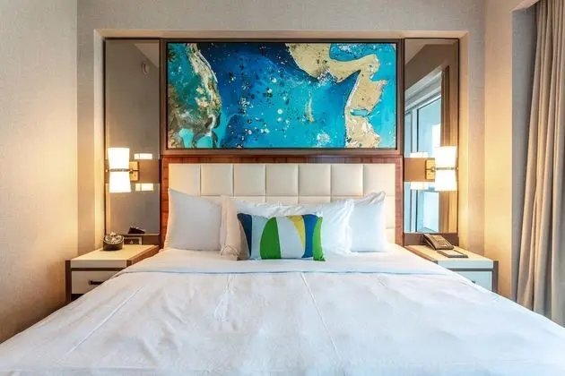 Oceanview Condo in Central Beach - Oda