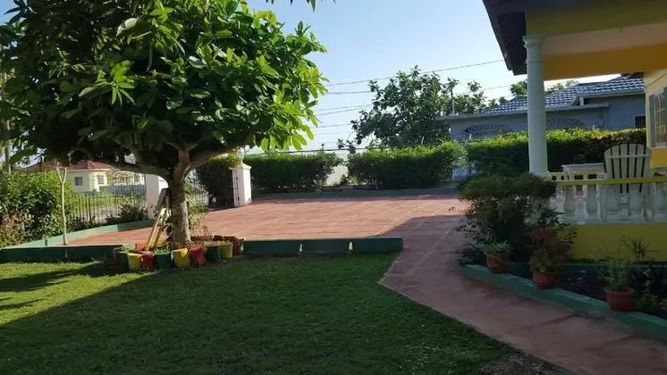 Ocho Rios Cinnamon Villas - Dış Mekan