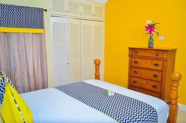 Ocho Rios at Coolshade Richmond - Oda