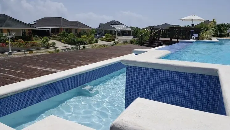 Ocho Rios Villa at the Palms V - Havuz