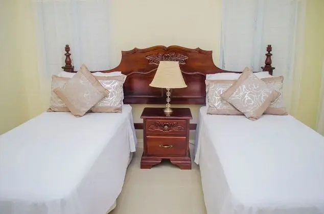 Ocho Rios Treasure Villa at Coolshade XII - Oda