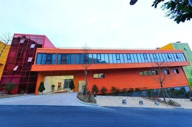 OCT East Cargo Hostel