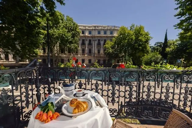 Octava Boutique Hotel